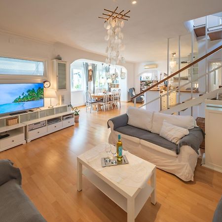 Ellity Apartment Crikvenica Bagian luar foto