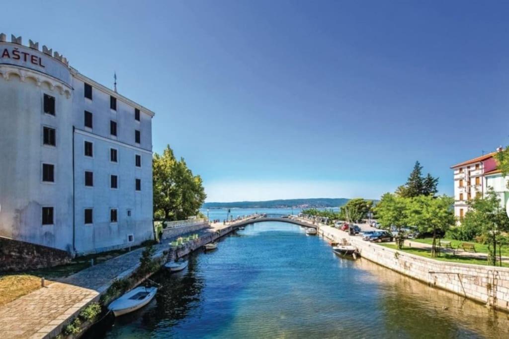 Ellity Apartment Crikvenica Bagian luar foto
