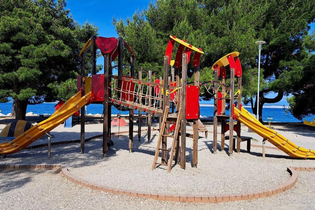 Ellity Apartment Crikvenica Bagian luar foto