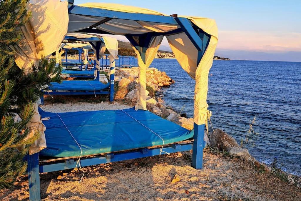 Ellity Apartment Crikvenica Bagian luar foto