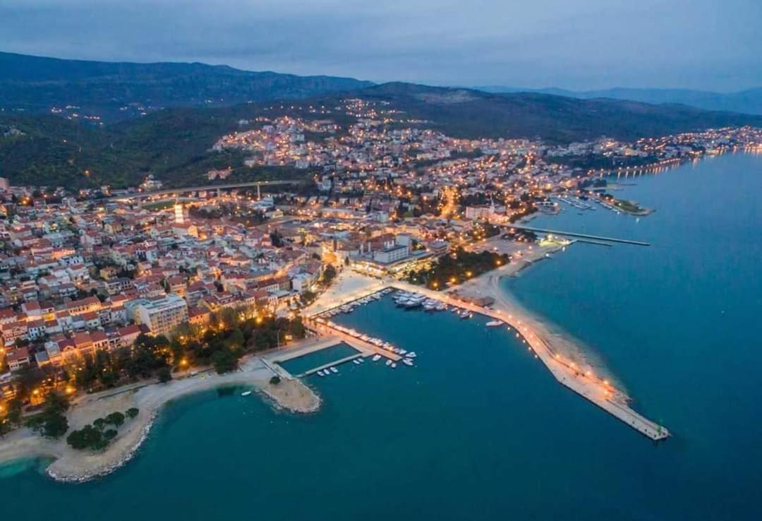 Ellity Apartment Crikvenica Bagian luar foto